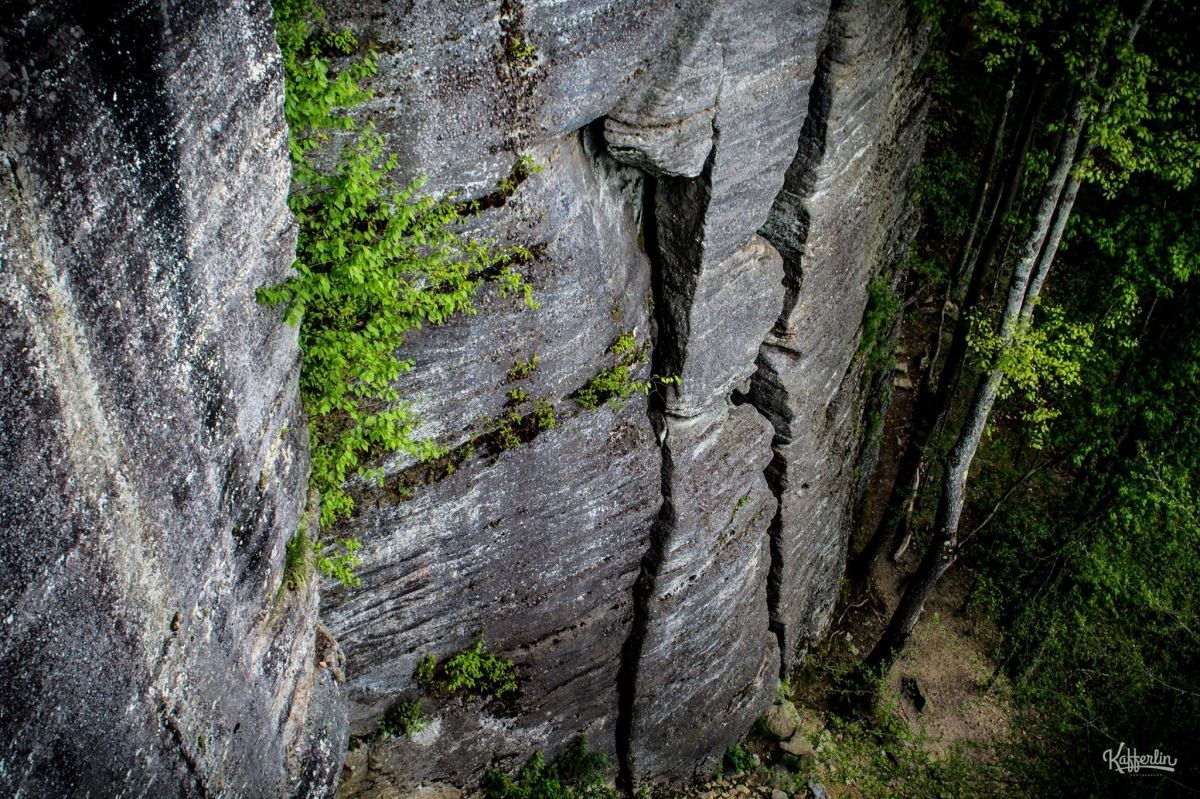 Steep Rock Face Along the Rimrock Trail